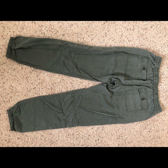 Gap army green jogger pants - Picture 1 of 4